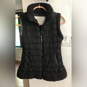 NWOT Calvin Klein Performance Puffer Vest